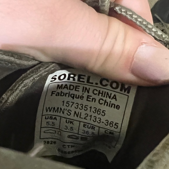 Sorel Waterproof Boots - Picture 5 of 7